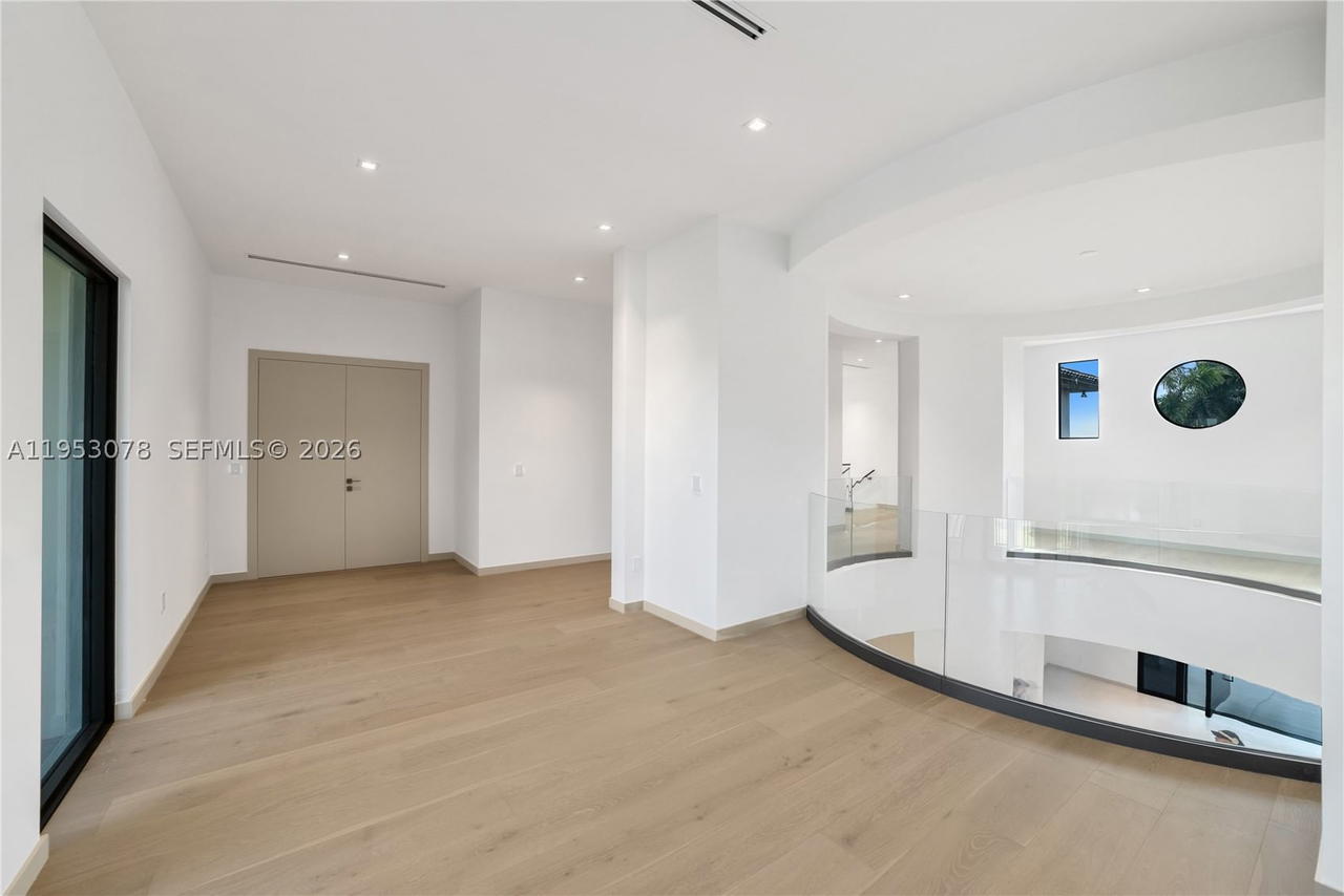 Real estate property located at 17805 158th St, Miami-dade, Lindbergh's Landing, Miami, FL