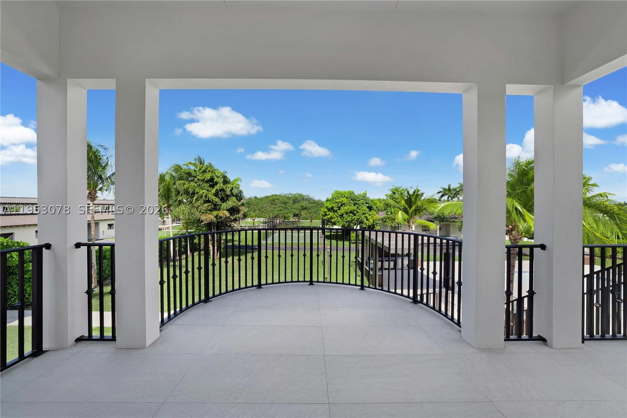 Real estate property located at 17805 158th St, Miami-dade, Lindbergh's Landing, Miami, FL