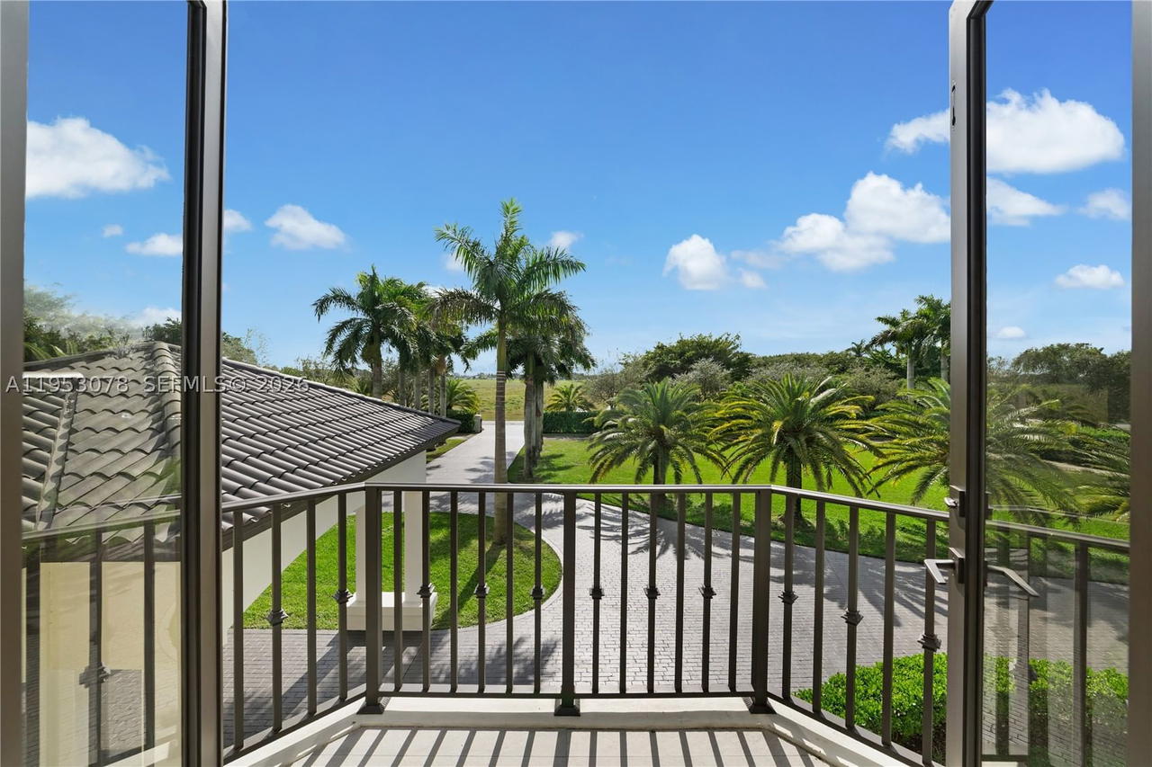 Real estate property located at 17805 158th St, Miami-dade, Lindbergh's Landing, Miami, FL