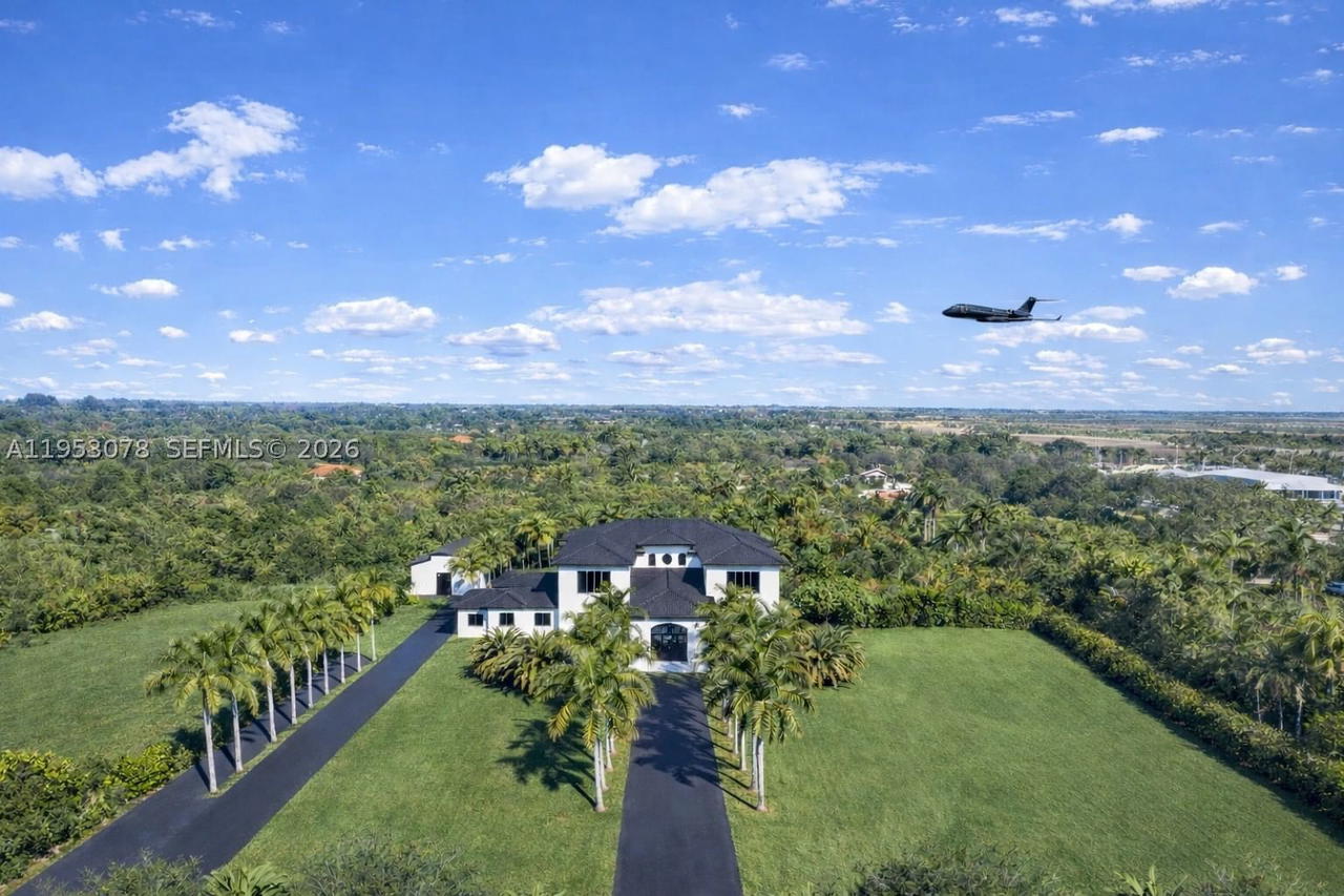 Real estate property located at 17805 158th St, Miami-dade, Lindbergh's Landing, Miami, FL