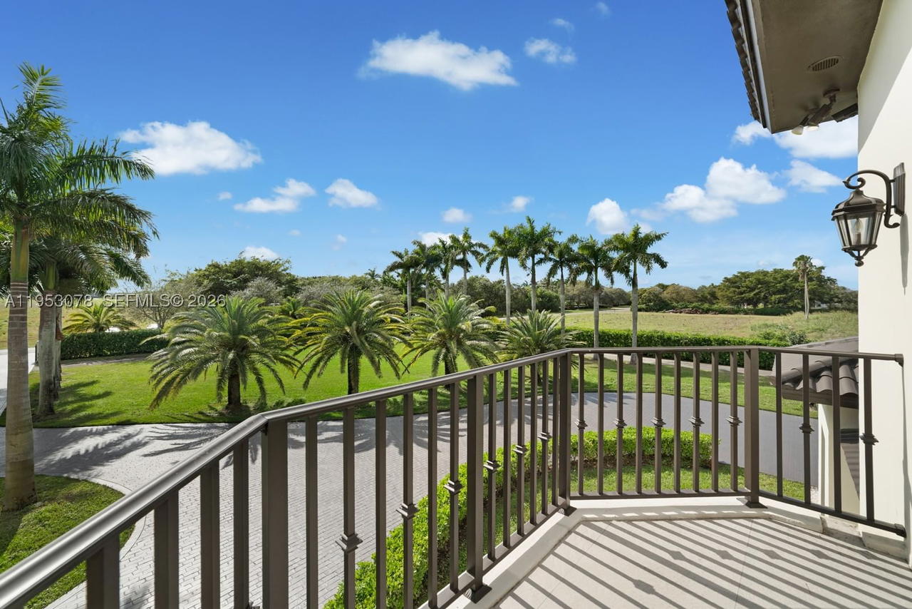 Real estate property located at 17805 158th St, Miami-dade, Lindbergh's Landing, Miami, FL