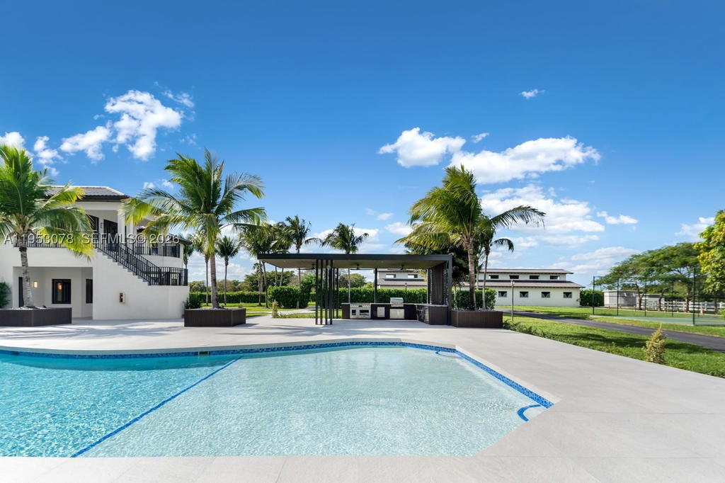 Real estate property located at 17805 158th St, Miami-dade, Lindbergh's Landing, Miami, FL