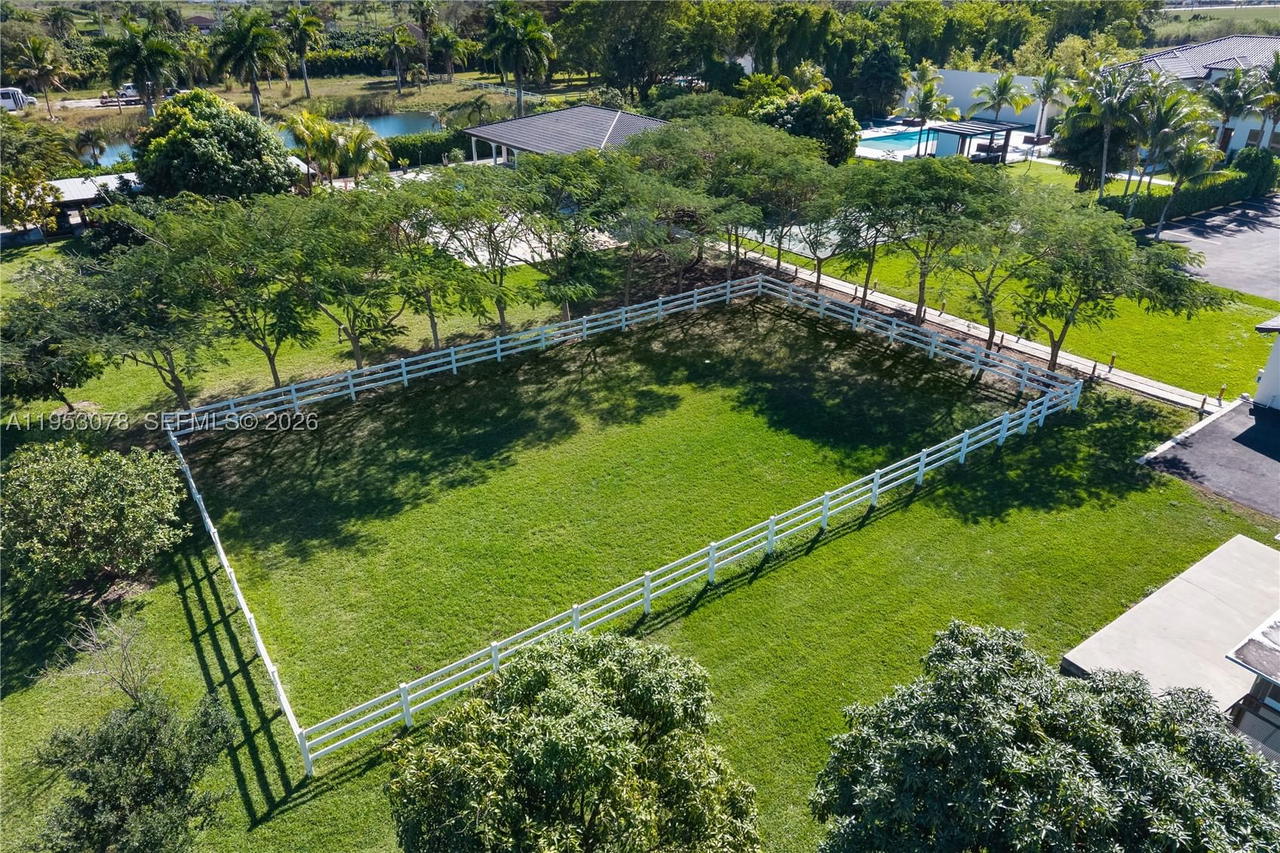 Real estate property located at 17805 158th St, Miami-dade, Lindbergh's Landing, Miami, FL