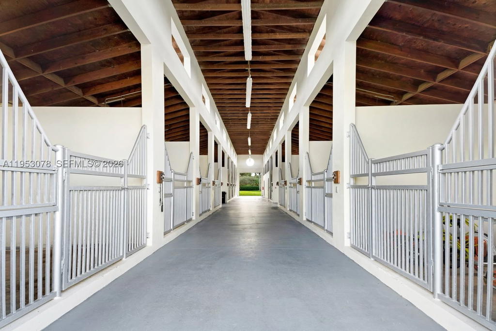 Real estate property located at 17805 158th St, Miami-dade, Lindbergh's Landing, Miami, FL