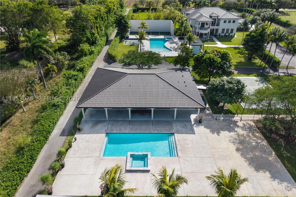 Real estate property located at 17805 158th St, Miami-dade, Lindbergh's Landing, Miami, FL