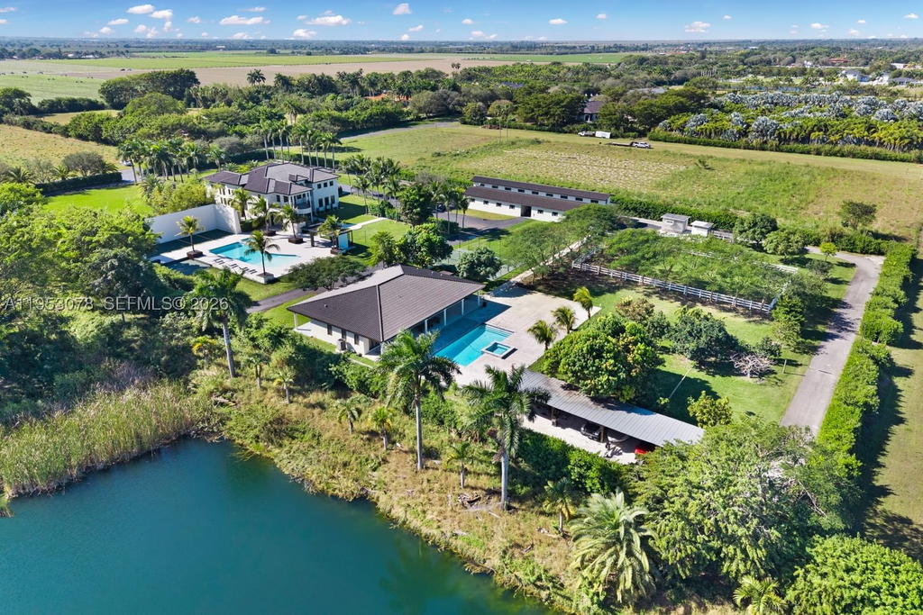 Real estate property located at 17805 158th St, Miami-dade, Lindbergh's Landing, Miami, FL