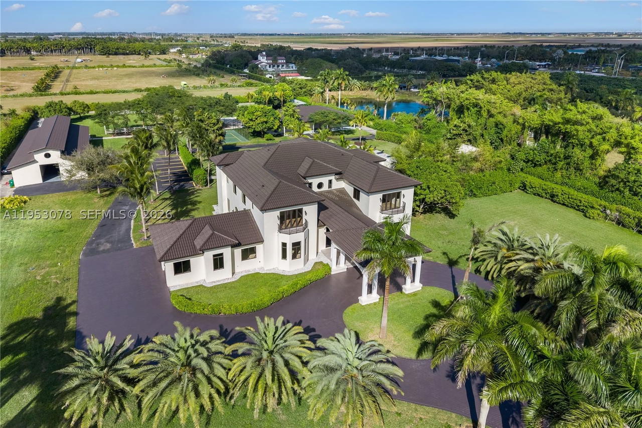 Real estate property located at 17805 158th St, Miami-dade, Lindbergh's Landing, Miami, FL