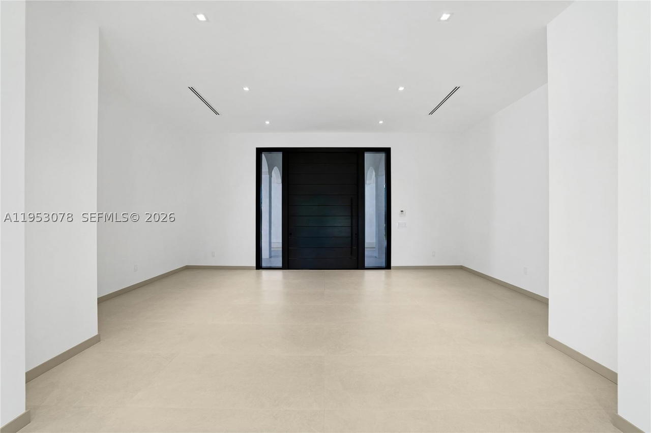 Real estate property located at 17805 158th St, Miami-dade, Lindbergh's Landing, Miami, FL