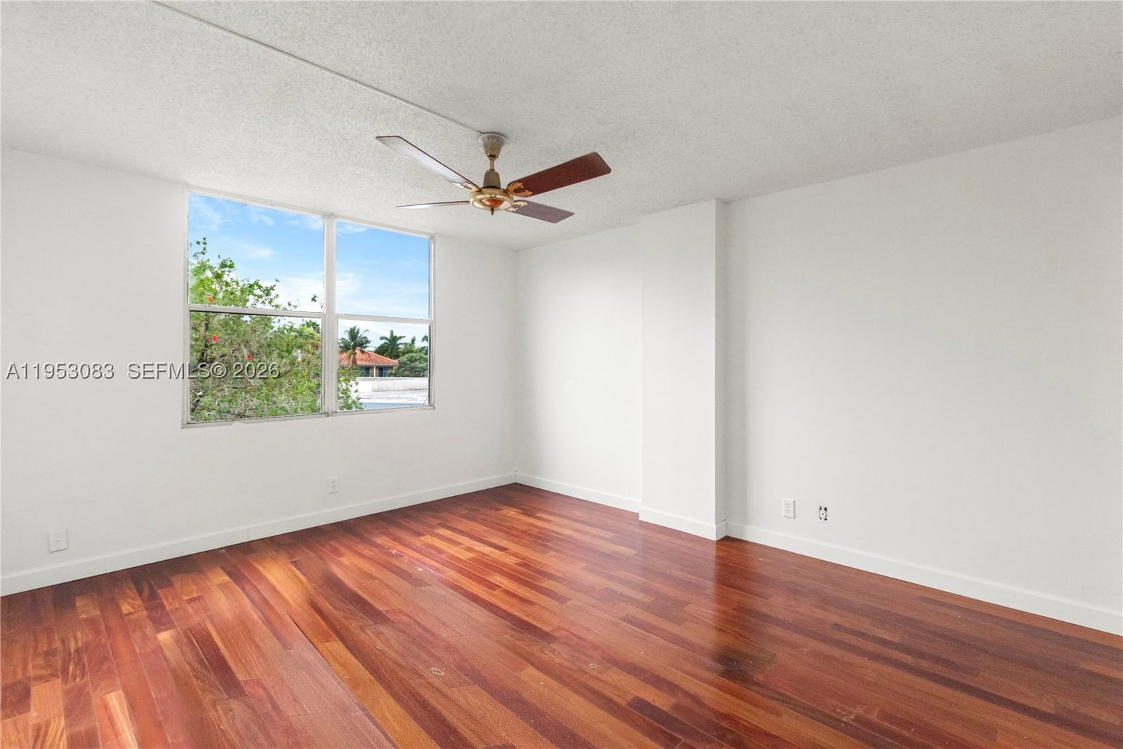 Real estate property located at 117 Royal Park Dr #3H, Broward, Royal Park Condo, Oakland Park, FL