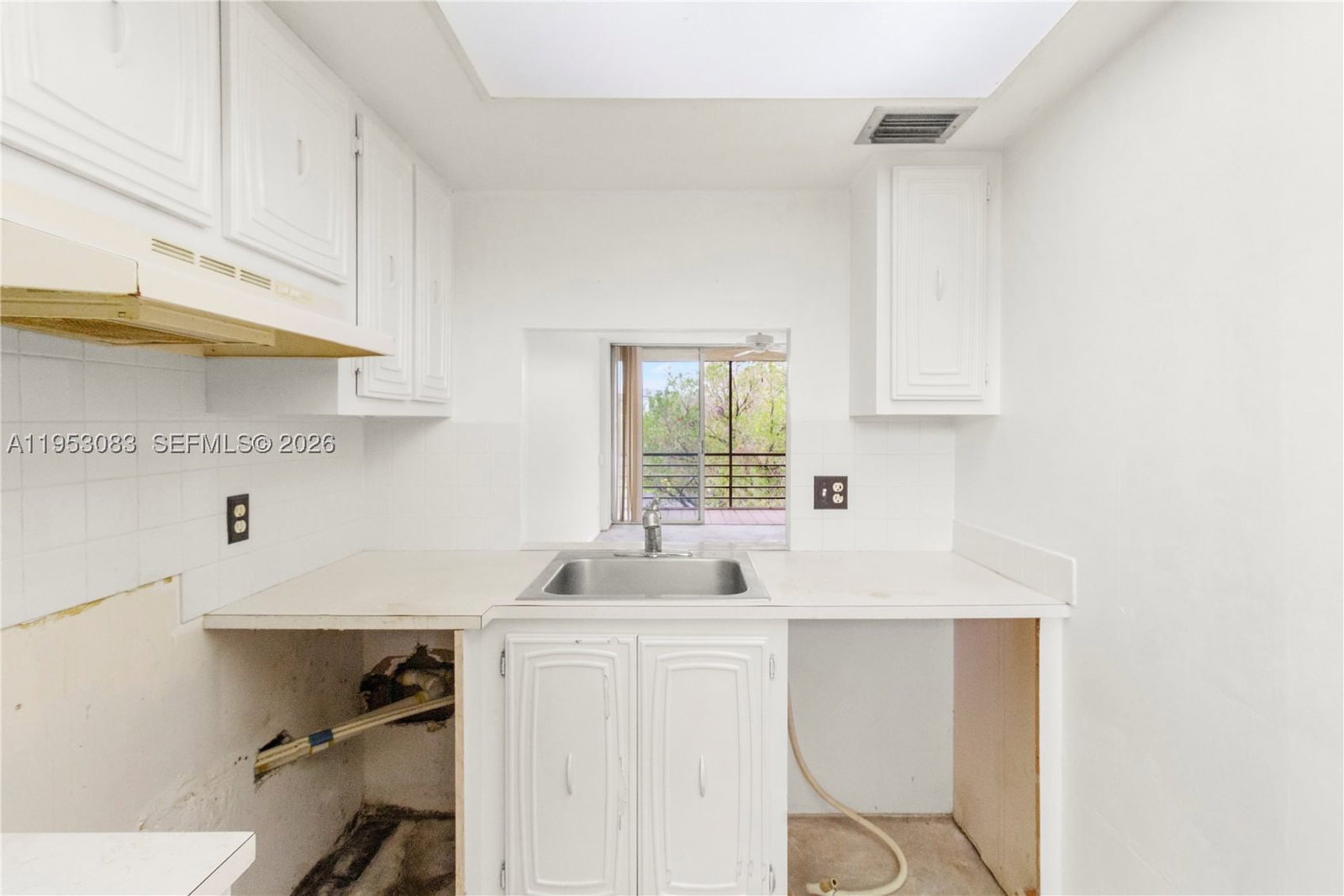Real estate property located at 117 Royal Park Dr #3H, Broward, Royal Park Condo, Oakland Park, FL