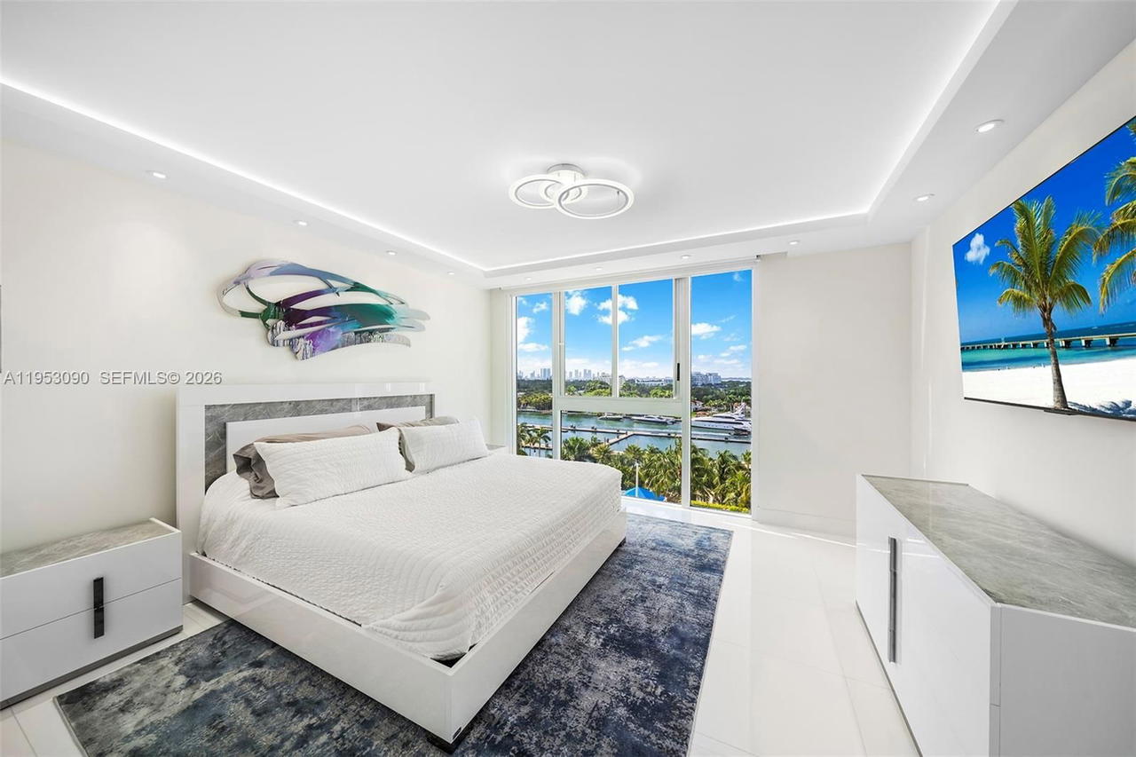 Real estate property located at 4779 Collins Ave #907, Miami-dade, Blue Diamond Condo, Miami Beach, FL
