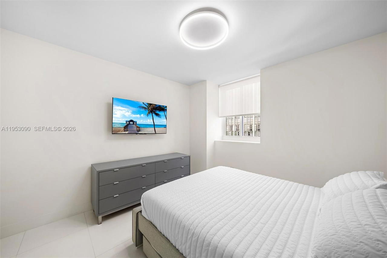 Real estate property located at 4779 Collins Ave #907, Miami-dade, Blue Diamond Condo, Miami Beach, FL