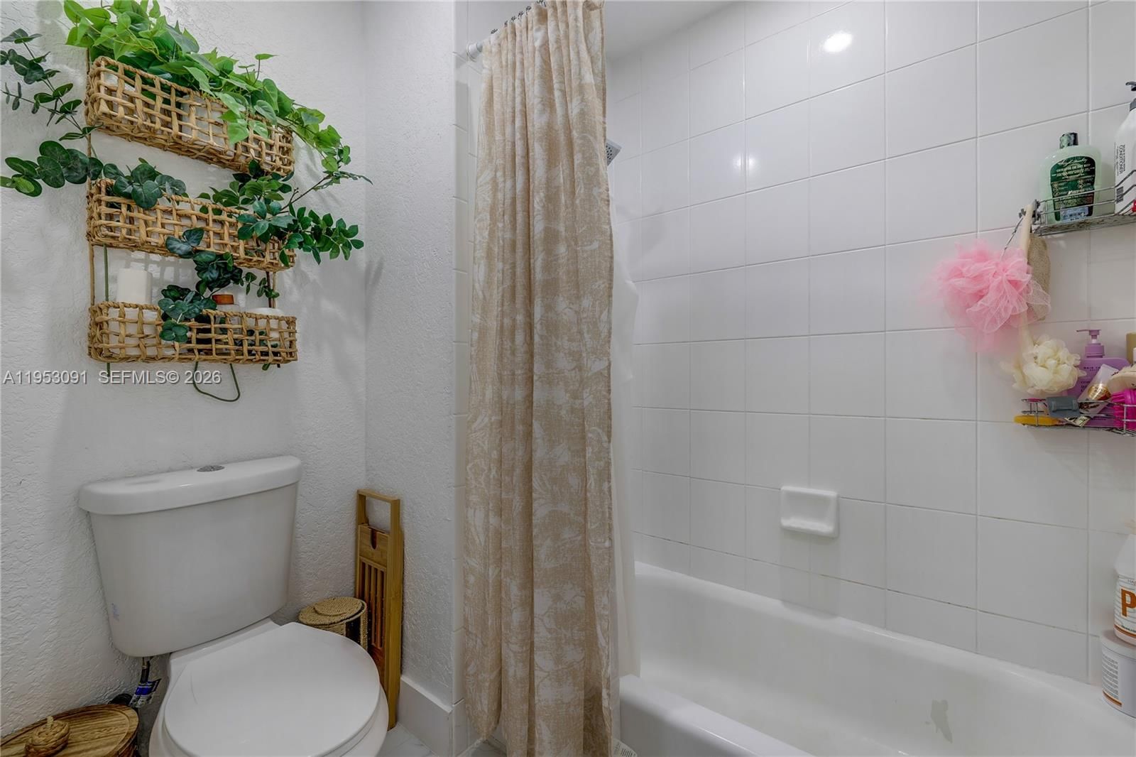 Real estate property located at 5712 Monroe St, Broward, Lawn Acres, Hollywood, FL
