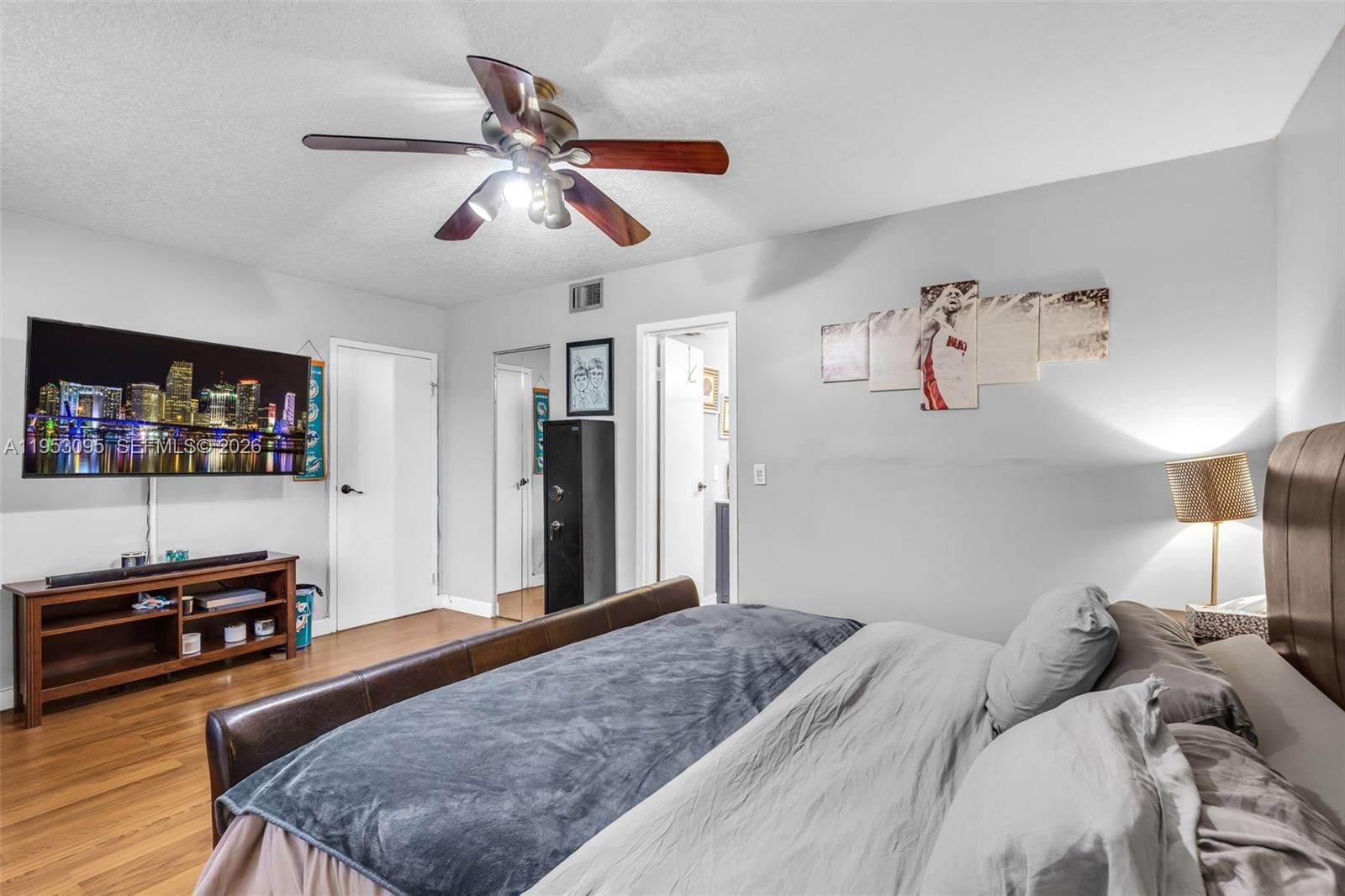 Real estate property located at 8411 Lagos De Campo Blvd #110U, Broward, Sands Point Condominium V, Tamarac, FL