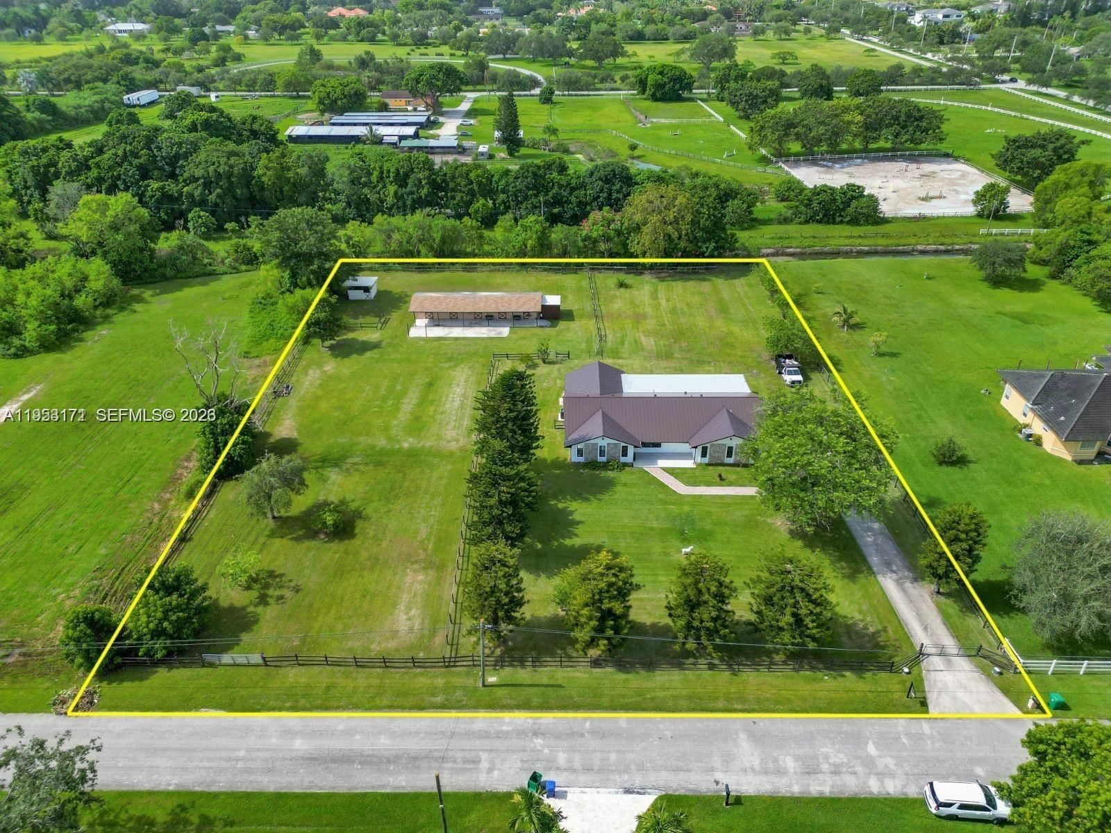 Real estate property located at 17680 54th St, Broward, Fla Fruit Lands Co Sub No, Southwest Ranches, FL