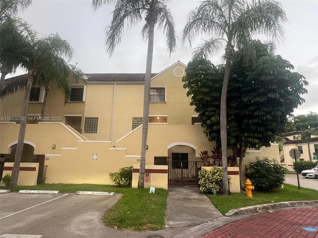 Real estate property located at 8831 130th Pl #106, Miami-dade, Elan At Calusa Condo Xiv, Miami, FL
