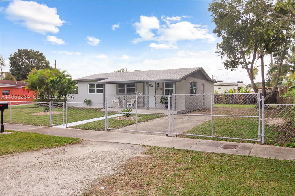 Real estate property located at 12110 168th St, Miami-dade, So Miami Heights Manor, Miami, FL