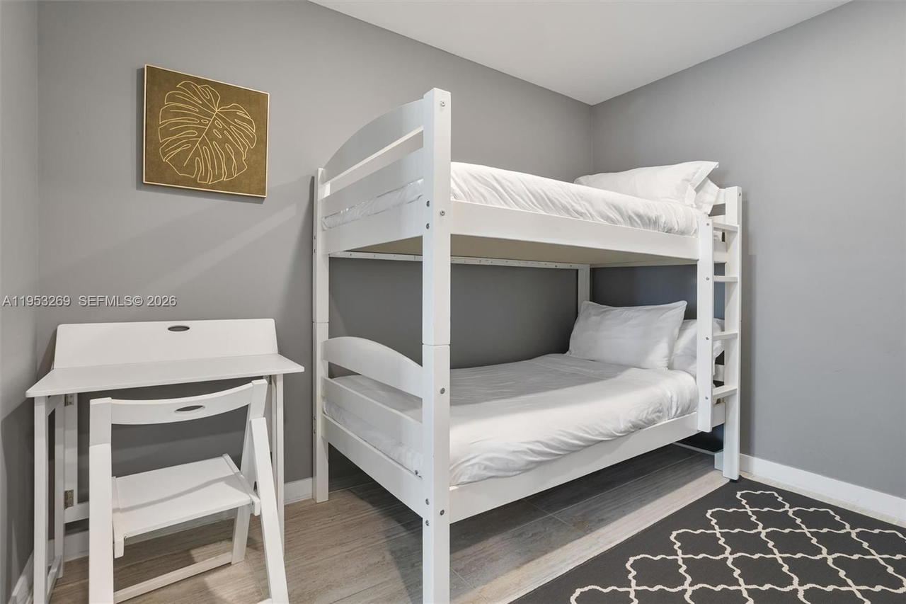 Real estate property located at 3900 Biscayne Blvd N-819, Miami-dade, Quadro Condo, Miami, FL