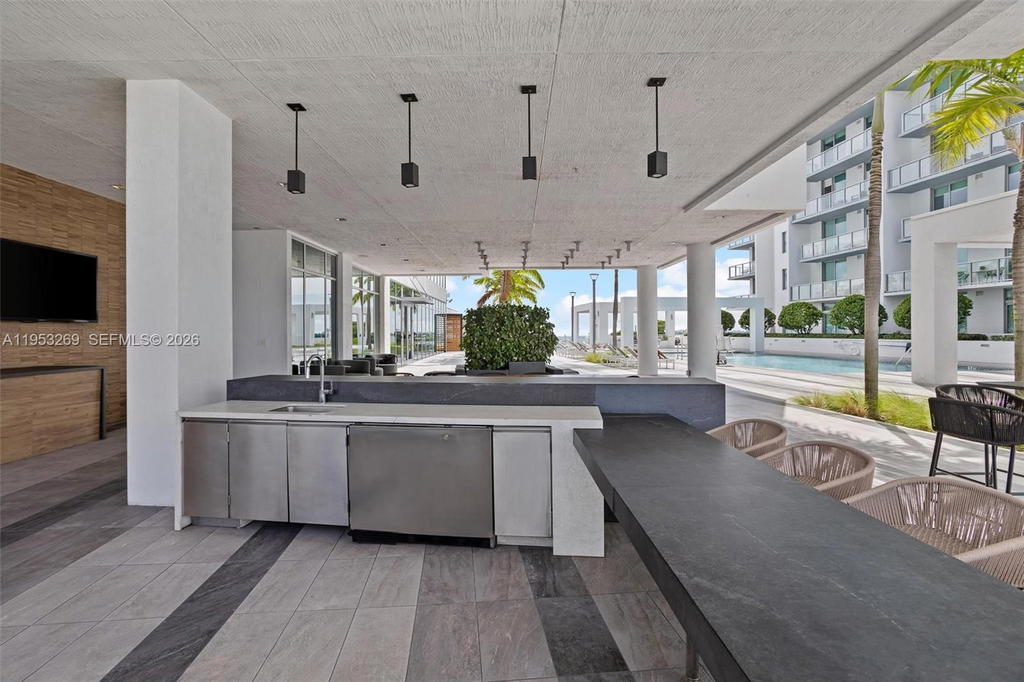Real estate property located at 3900 Biscayne Blvd N-819, Miami-dade, Quadro Condo, Miami, FL