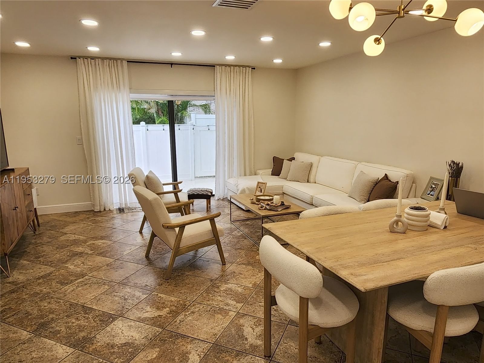 Real estate property located at 11763 11th St, Broward, Pembroke Lakes Section Ei, Pembroke Pines, FL