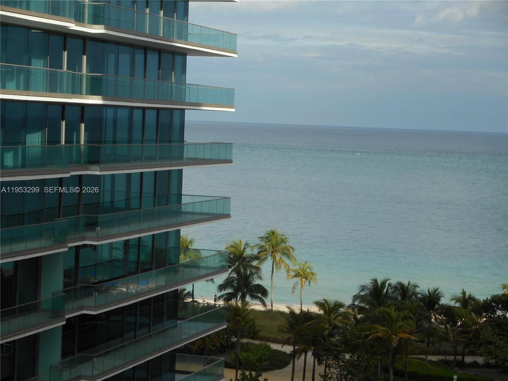 Real estate property located at 10185 Collins Ave #1002, Miami-dade, The Plaza Of Bal Harbour, Bal Harbour, FL