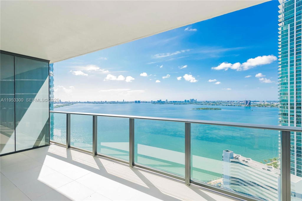 Real estate property located at 650 32 St #2703, Miami-dade, Paraiso Bay Condo, Miami, FL
