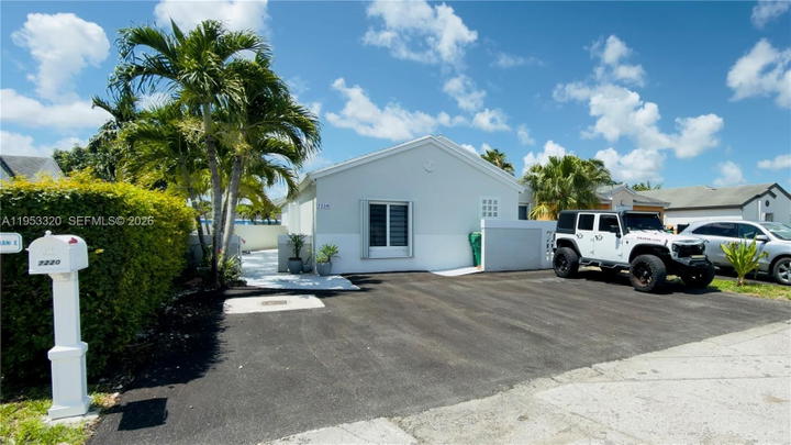 Real estate property located at 7220 149th Ct, Miami-dade, Sunset Shores, Miami, FL