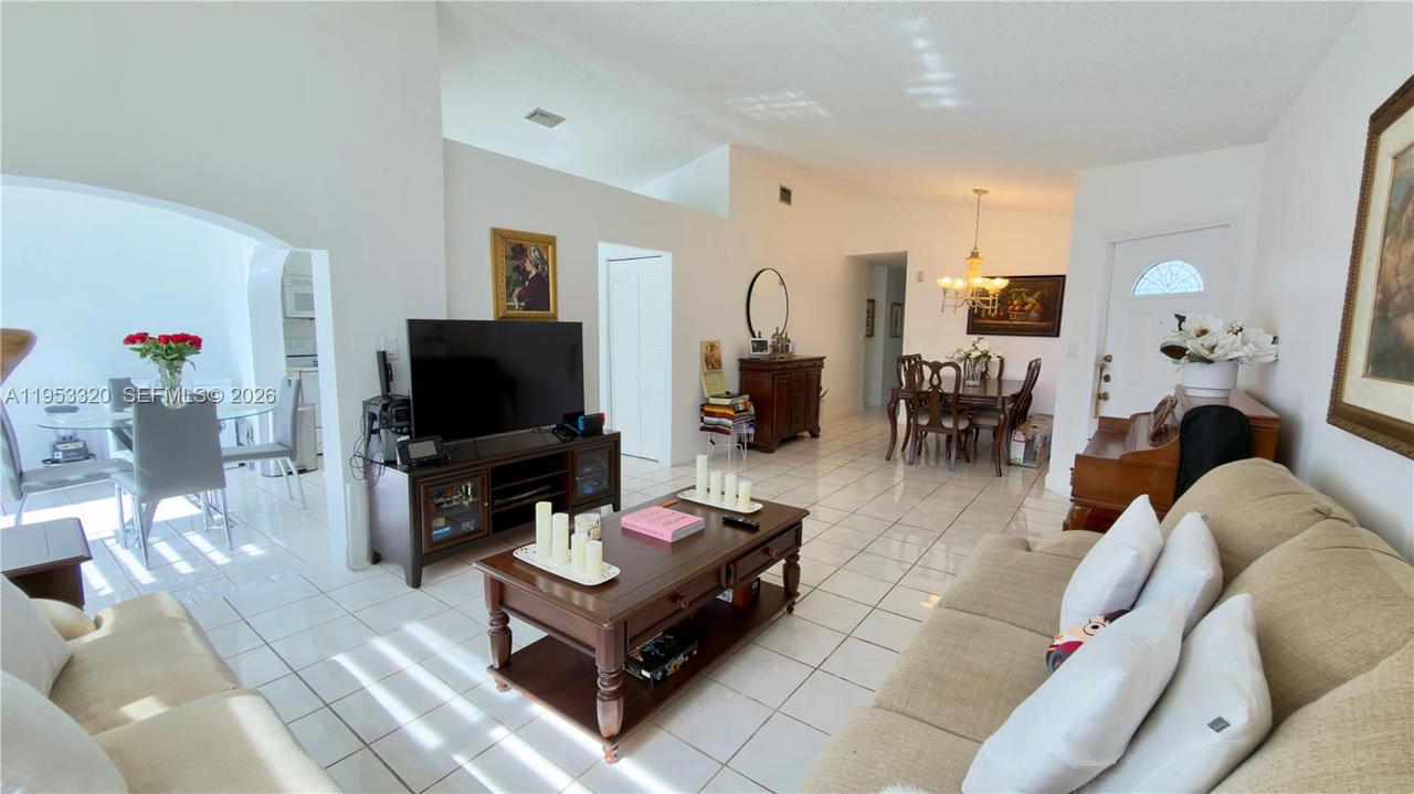 Real estate property located at 7220 149th Ct, Miami-dade, Sunset Shores, Miami, FL