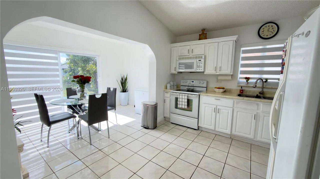 Real estate property located at 7220 149th Ct, Miami-dade, Sunset Shores, Miami, FL