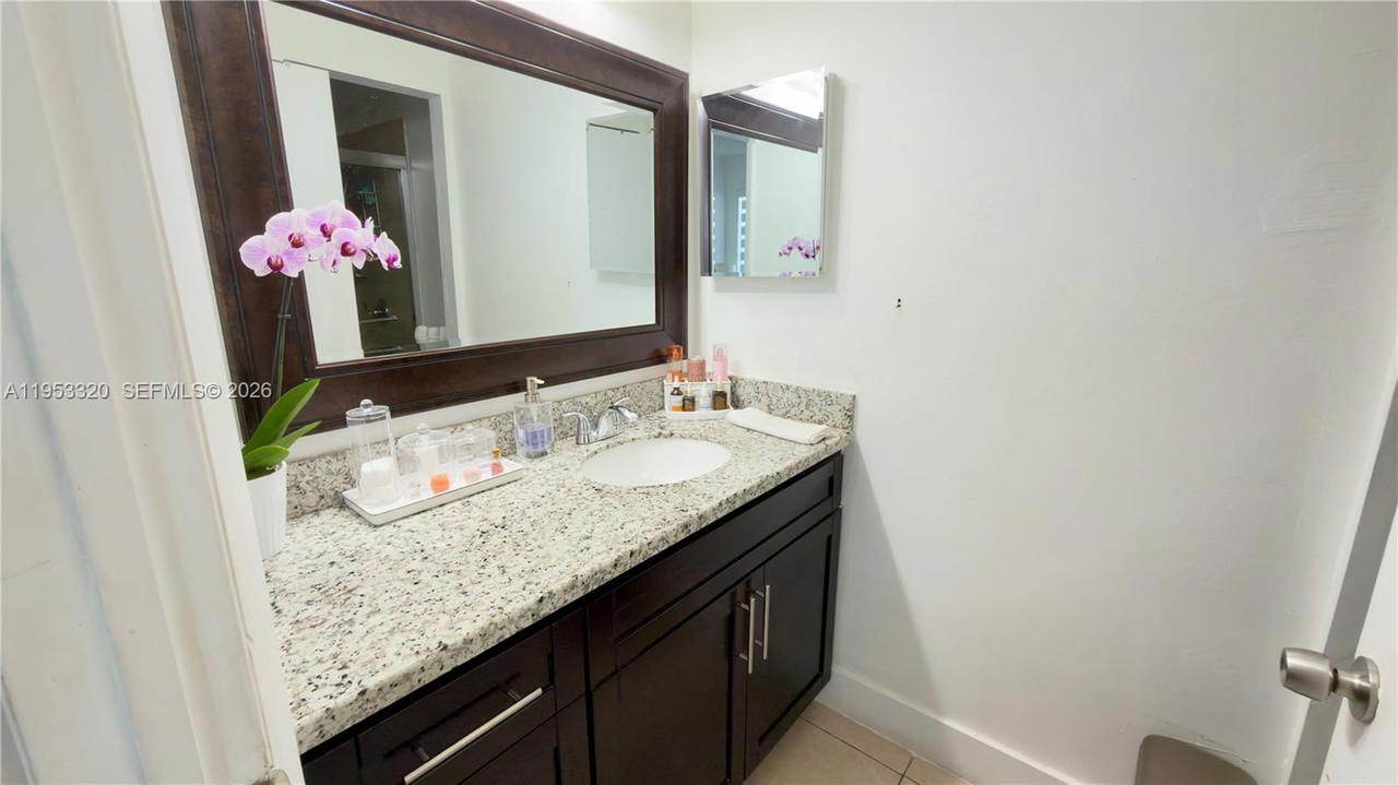 Real estate property located at 7220 149th Ct, Miami-dade, Sunset Shores, Miami, FL
