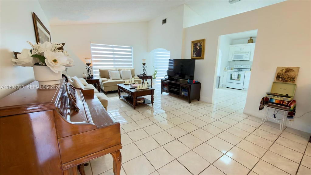 Real estate property located at 7220 149th Ct, Miami-dade, Sunset Shores, Miami, FL