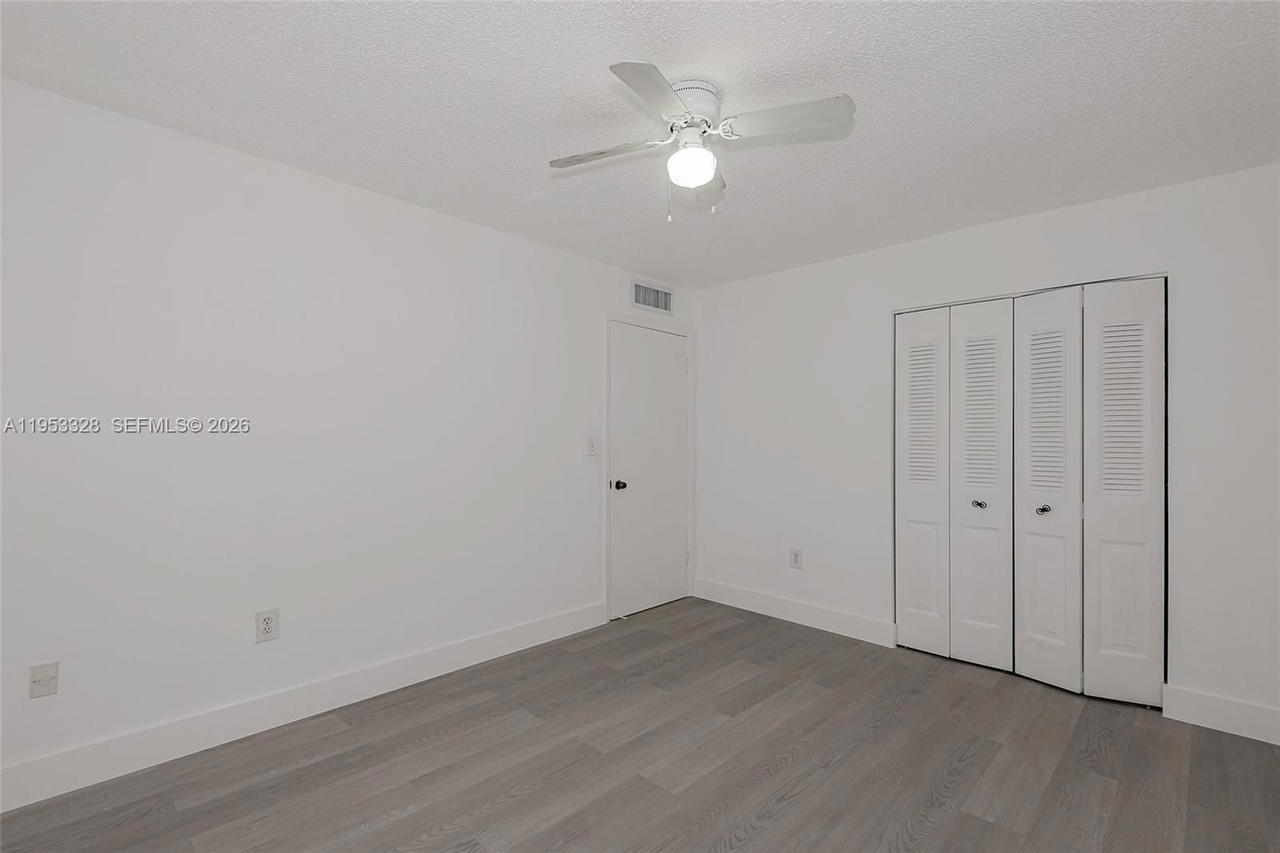 Real estate property located at 7121 Miami Lakes Dr Q3, Miami-dade, Cypress Village Condo, Miami Lakes, FL