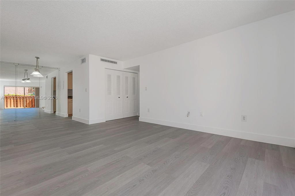 Real estate property located at 7121 Miami Lakes Dr Q3, Miami-dade, Cypress Village Condo, Miami Lakes, FL