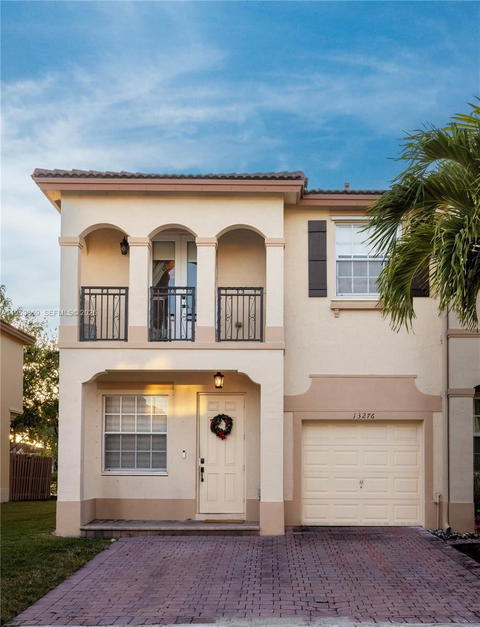Real estate property located at 13276 128th Psge, Miami-dade, Courts At Tuscany, Miami, FL
