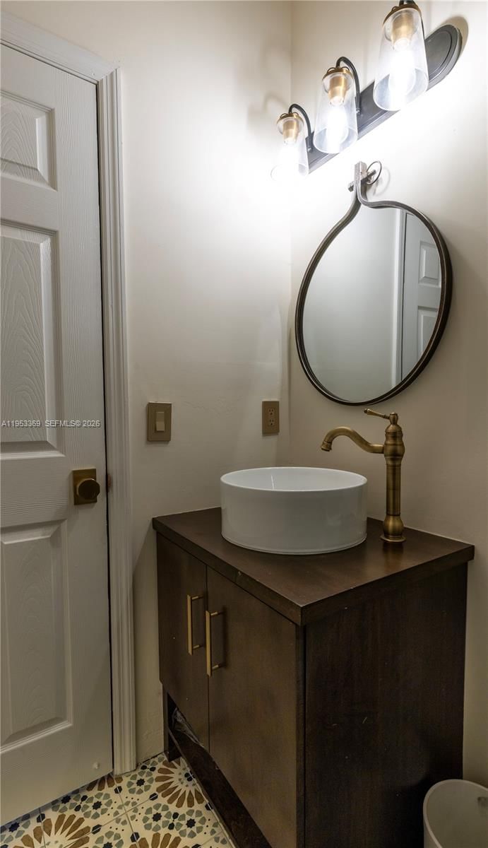 Real estate property located at 13276 128th Psge, Miami-dade, Courts At Tuscany, Miami, FL