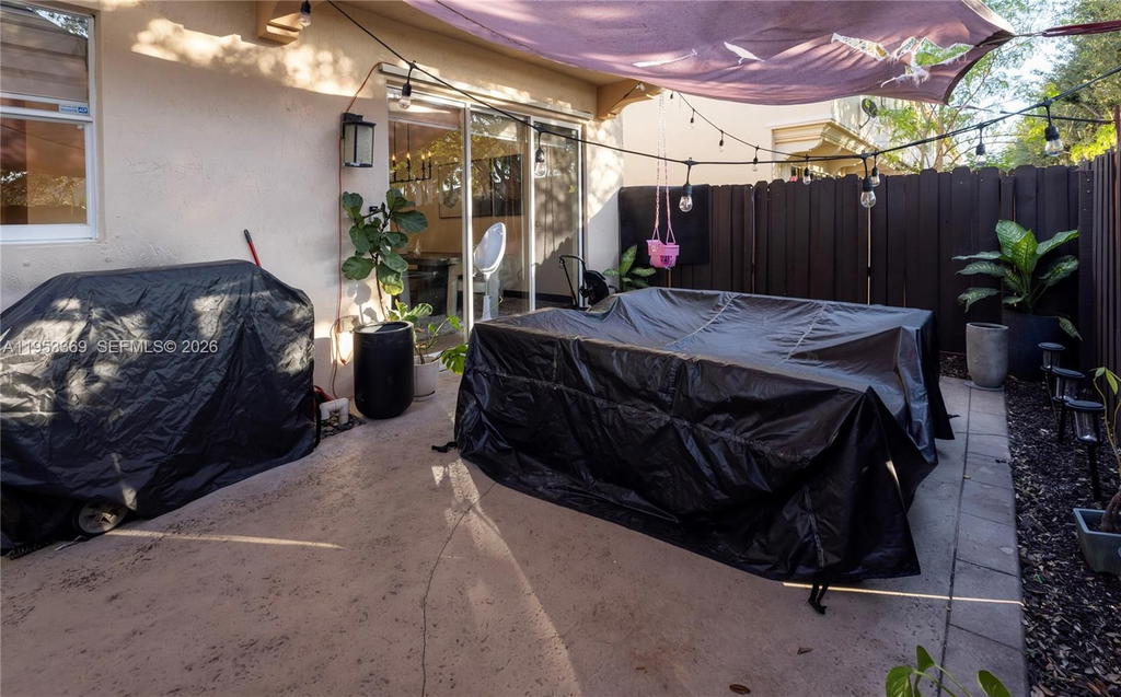 Real estate property located at 13276 128th Psge, Miami-dade, Courts At Tuscany, Miami, FL