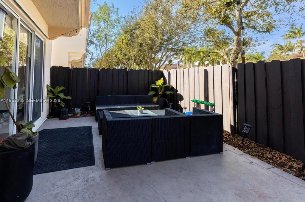Real estate property located at 13276 128th Psge, Miami-dade, Courts At Tuscany, Miami, FL