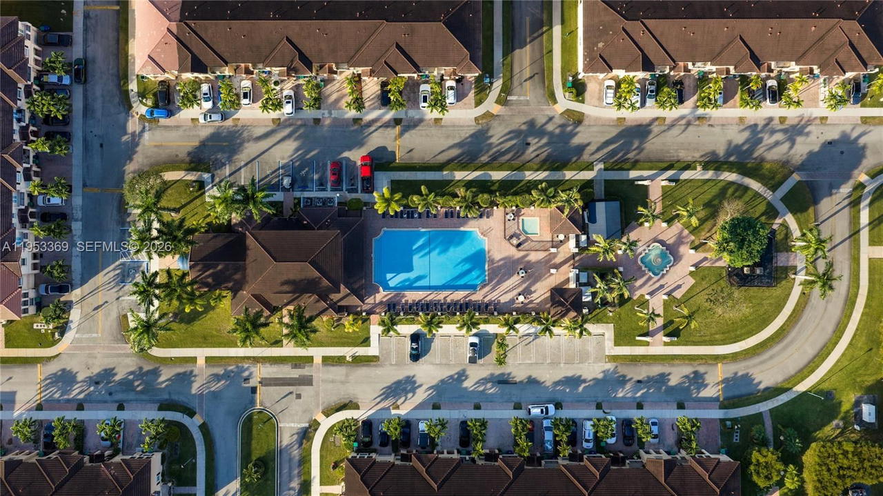 Real estate property located at 13276 128th Psge, Miami-dade, Courts At Tuscany, Miami, FL