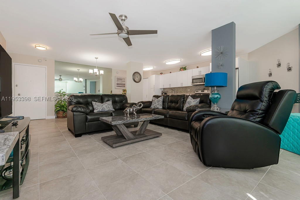 Real estate property located at 7135 Collins Ave #722, Miami-dade, Burleigh House Condo, Miami Beach, FL