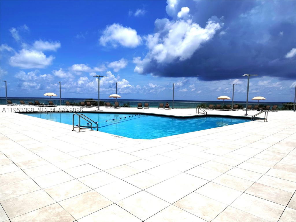Real estate property located at 7135 Collins Ave #722, Miami-dade, Burleigh House Condo, Miami Beach, FL