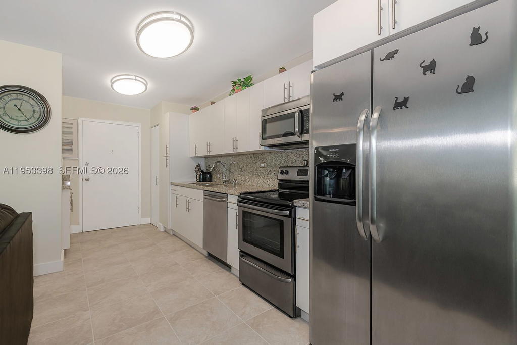 Real estate property located at 7135 Collins Ave #722, Miami-dade, Burleigh House Condo, Miami Beach, FL