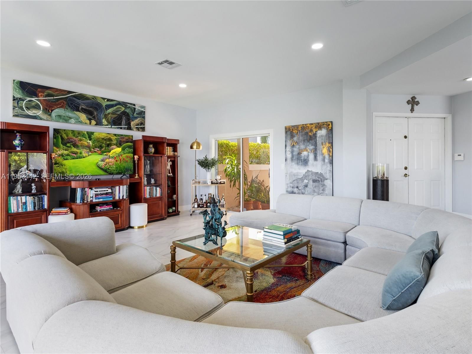 Real estate property located at 10465 46th St, Miami-dade, Doral Dunes 1st Addn, Doral, FL