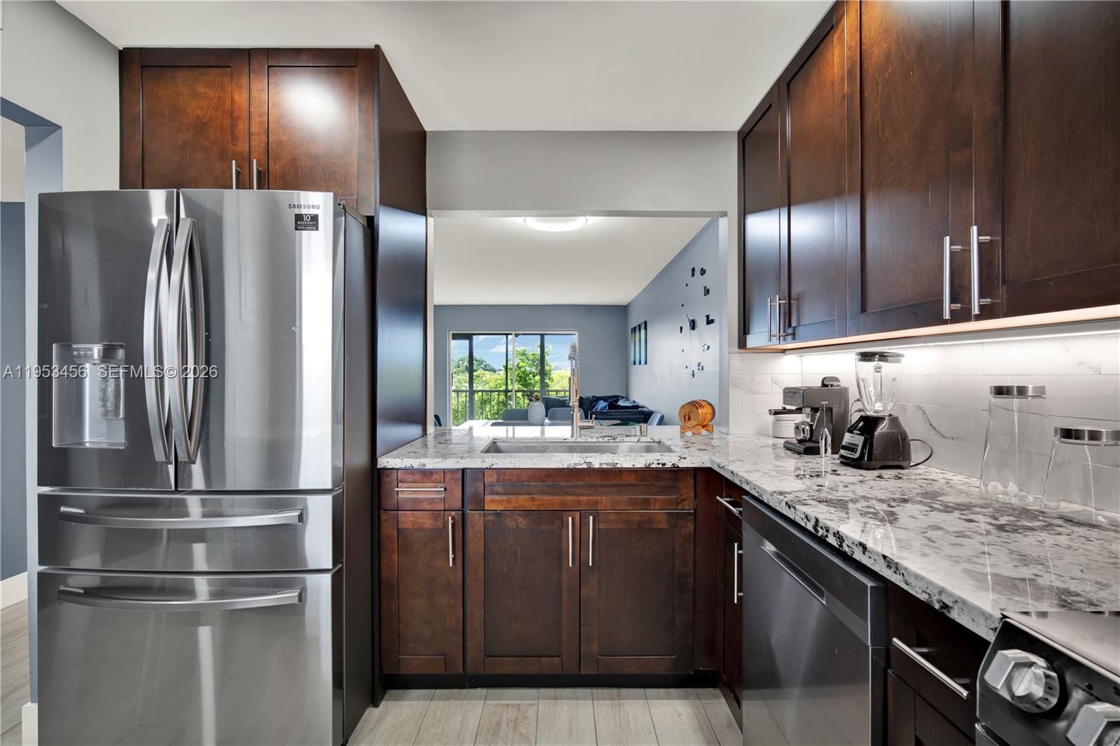 Real estate property located at 950 Hillcrest Dr #414, Broward, Hillcrest Country Club No, Hollywood, FL
