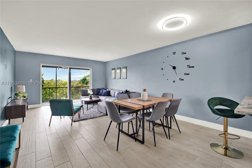 Real estate property located at 950 Hillcrest Dr #414, Broward, Hillcrest Country Club No, Hollywood, FL