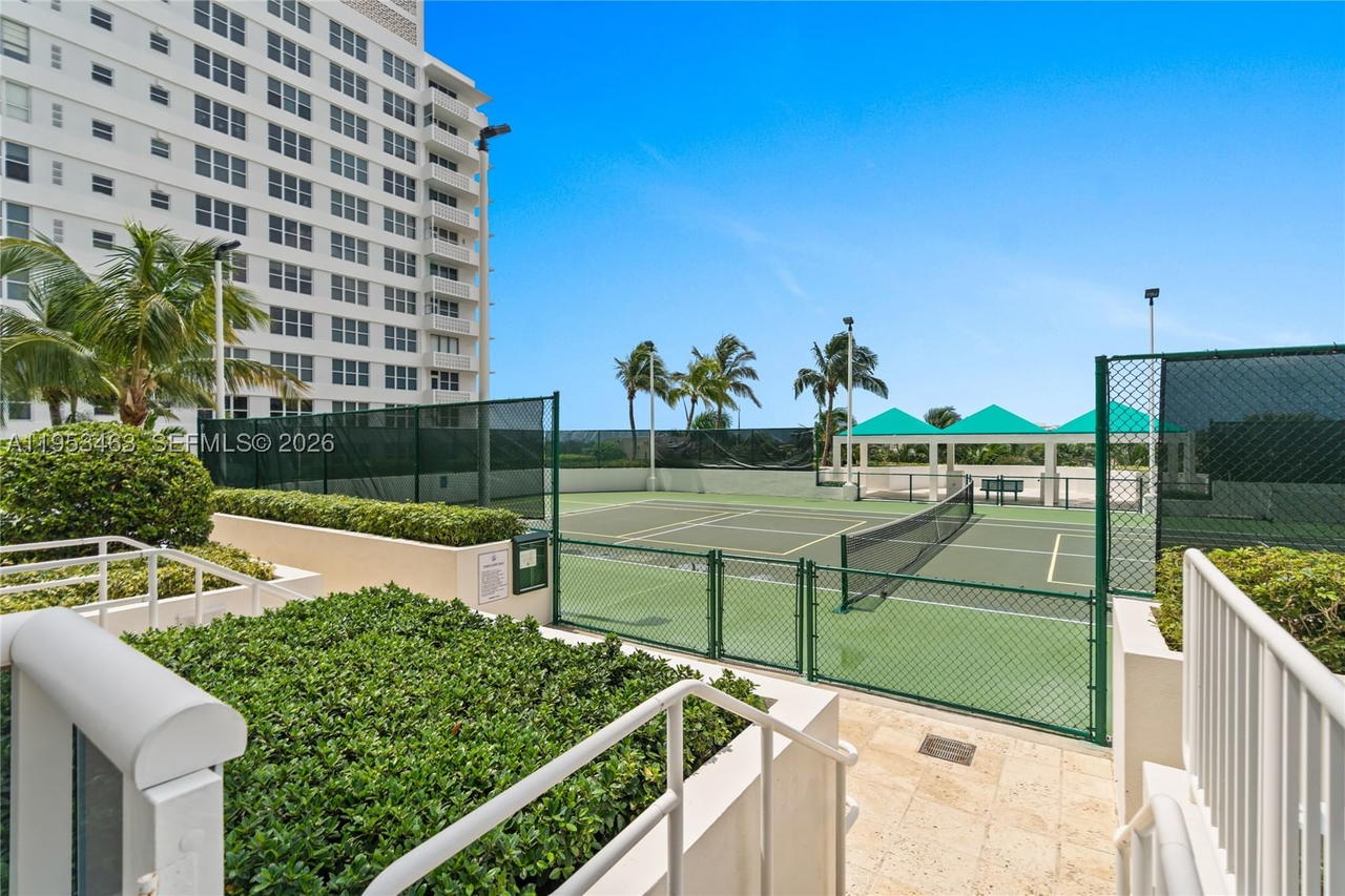Real estate property located at 4775 Collins Ave #507, Miami-dade, Green Diamond Condo, Miami Beach, FL