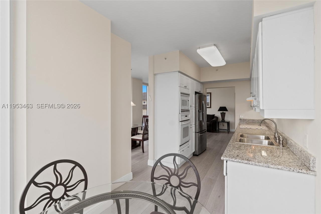 Real estate property located at 4775 Collins Ave #507, Miami-dade, Green Diamond Condo, Miami Beach, FL