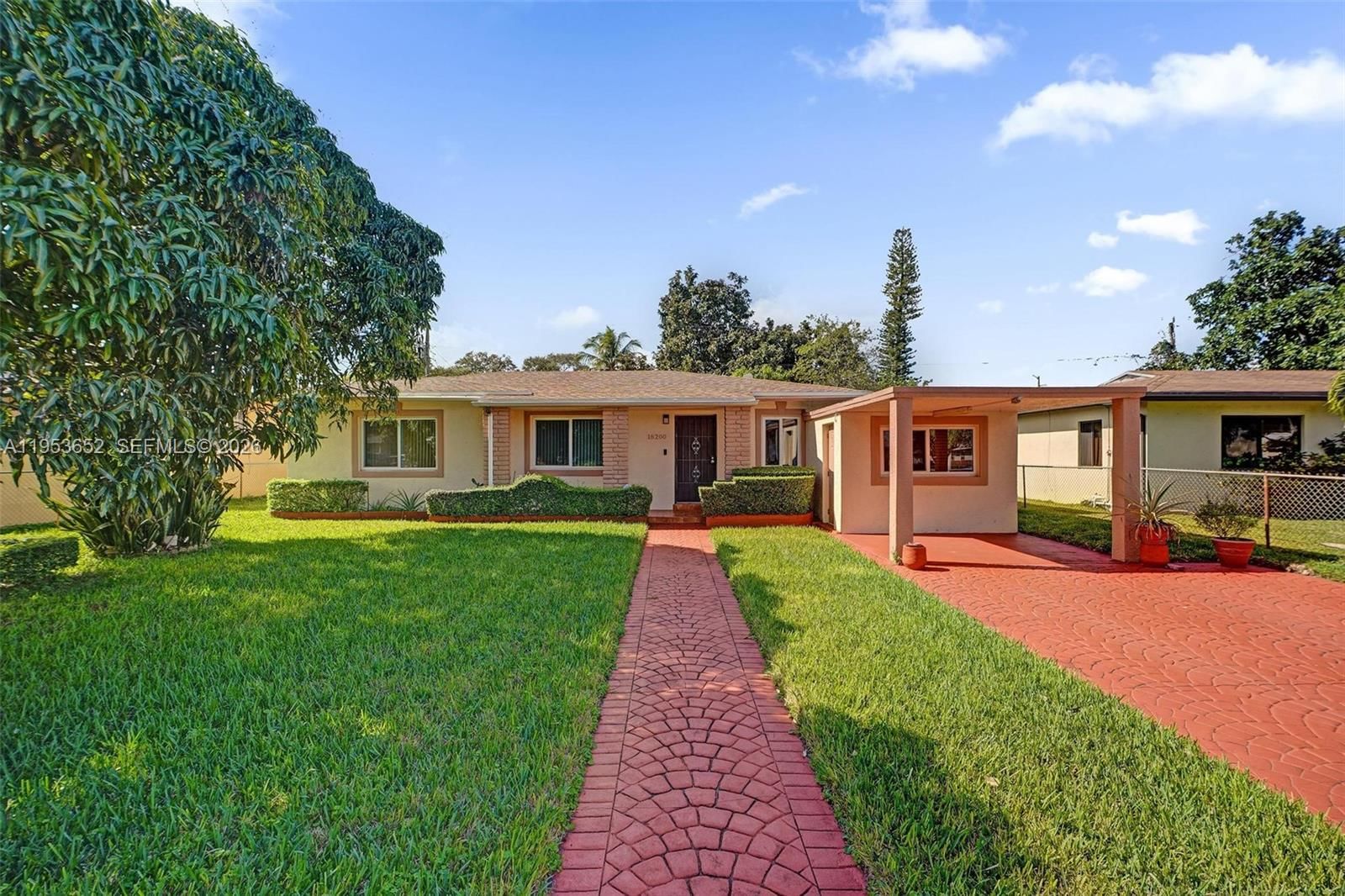 Real estate property located at 16200 8th Ct, Miami-dade, Carl Byoir, North Miami Beach, FL