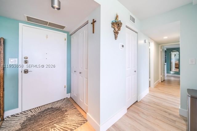 Real estate property located at 2500 48th Ln #607, Broward, Country Club Towers Condo, Fort Lauderdale, FL