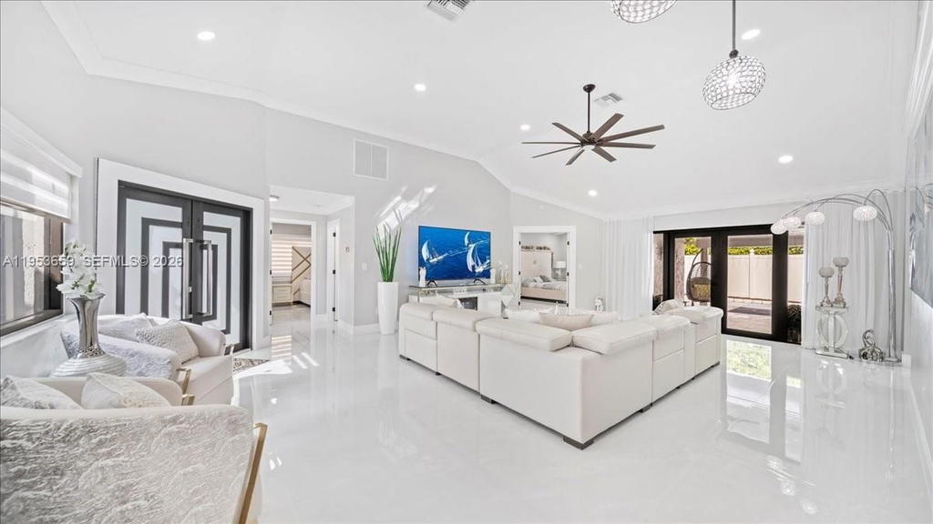 Real estate property located at 11611 9th Ct, Broward, Pembroke Lakes South, Pembroke Pines, FL