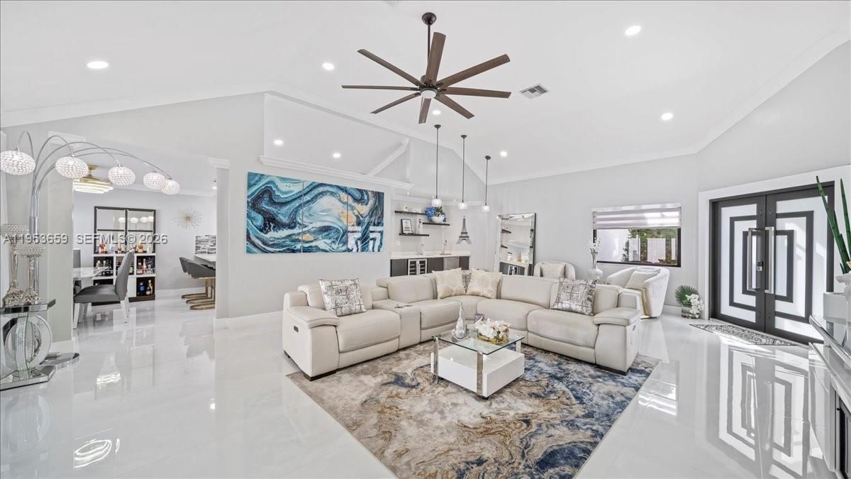 Real estate property located at 11611 9th Ct, Broward, Pembroke Lakes South, Pembroke Pines, FL